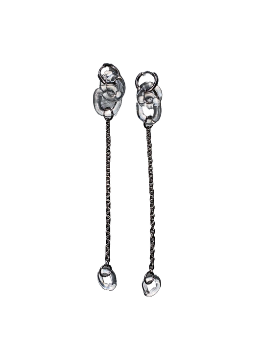Link Earrings by Pia Glassworks